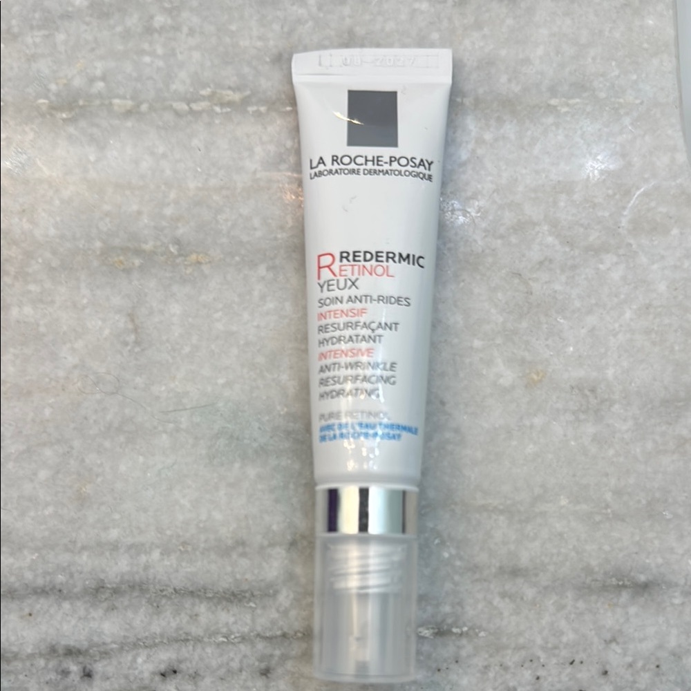 Redermic Retinol Eye Cream - White